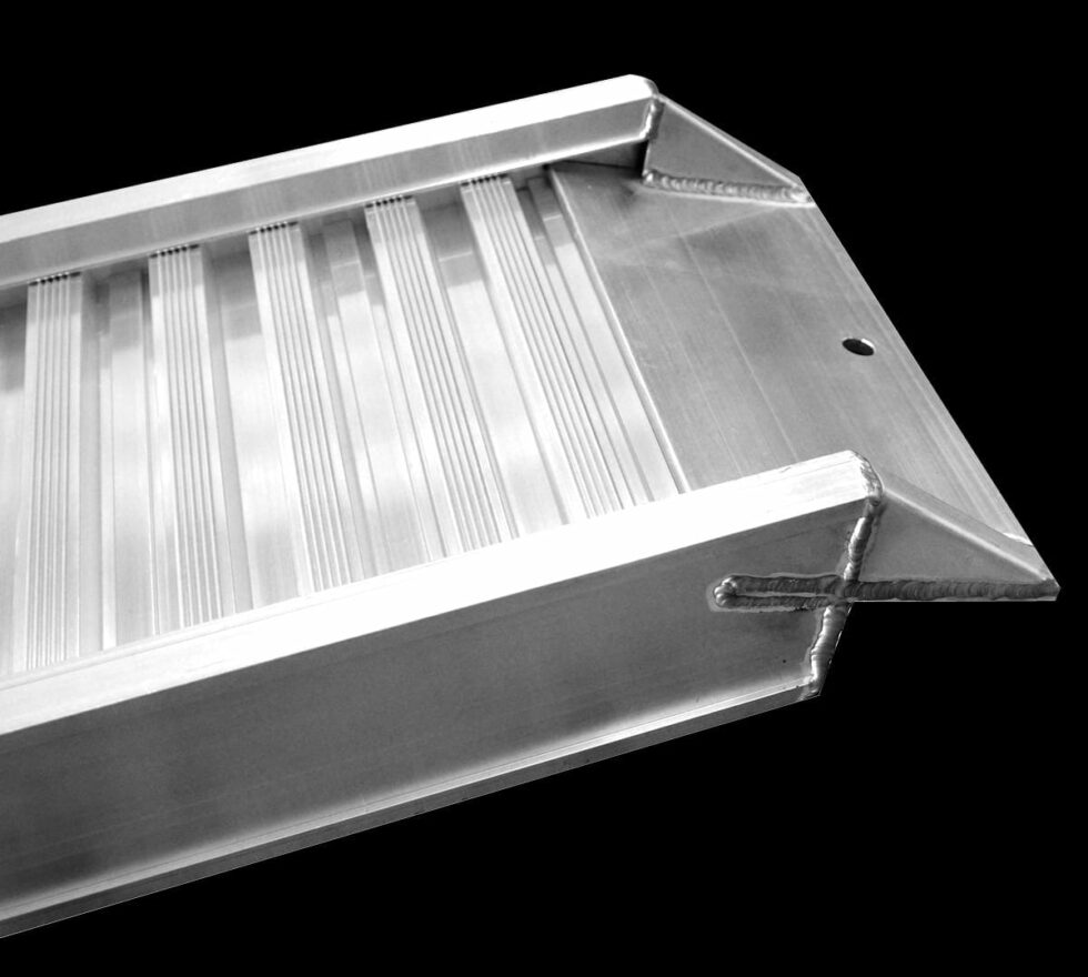 1800KG 3.2M Aluminium Loading Ramps (PAIR) Oz Loading Ramps